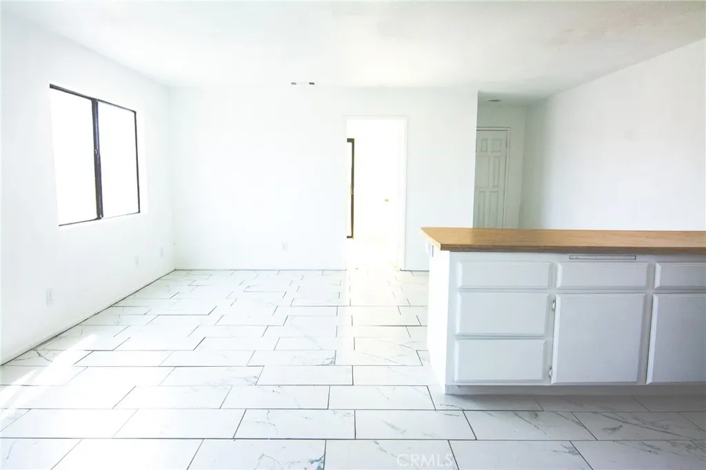 27160 Vista 36, Helendale, California 92342 home-pic-8